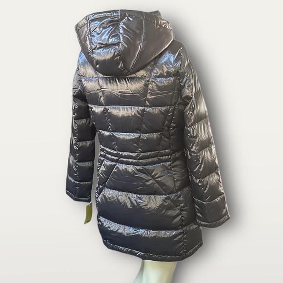 Andrew Marc - Package Down Jacket - Picture 2 of 3